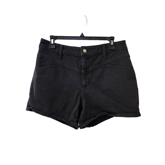 Universal Thread Shorts Universal Threads Vintage Midi Black Jean Shorts Poshmark